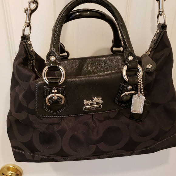 Coach Bag - Picture 2 of 13